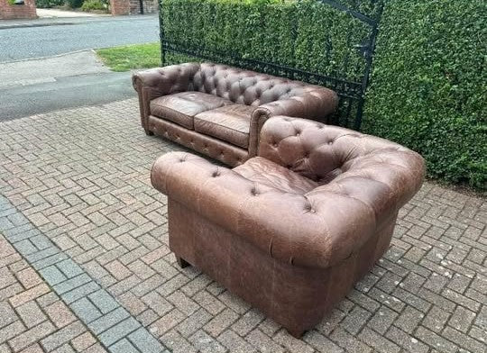 Stunning John Lewis leather Chesterfield Suite consisting of x1 Large 3 Seater X1 large Club Chair
