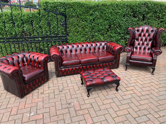 AS NEW OXBLOOD CHESTERFIELD SUITE SEE ADD DETAILS ATTACHED FULL UK DELIVERY 🚚 AVAILABLE