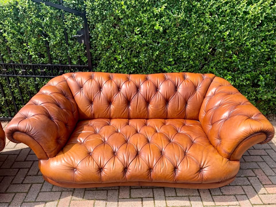 TETRAD OSKAR CHESTERFIELD SUITE SEE ADD DETAILS ATTACHED FULL UK DELIVERY 🚚 AVAILABLE